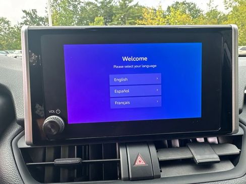 Certified 2025 Toyota RAV4 SE image 37