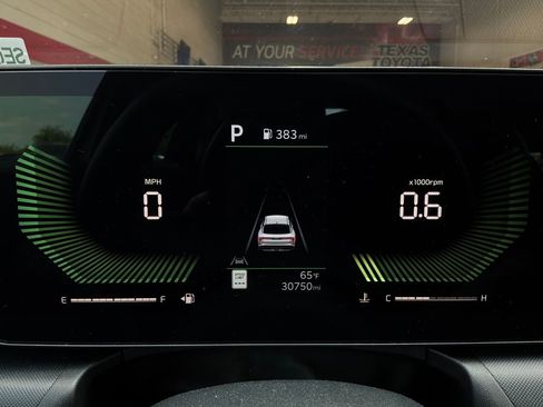 Used 2025 Kia K4 FWD image 36