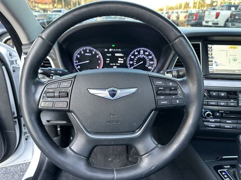 Used 2015 Hyundai Genesis 3.8 w/ Option Group 03 image 26