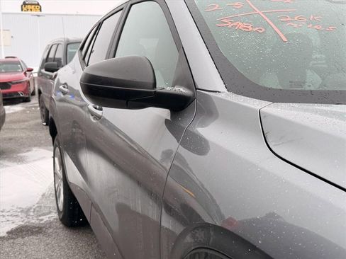 Used 2024 Chevrolet Trax LS image 7