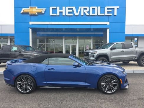 Used 2023 Chevrolet Camaro ZL1 image 4