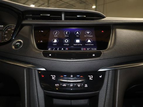 Certified 2025 Cadillac XT5 Premium Luxury image 17