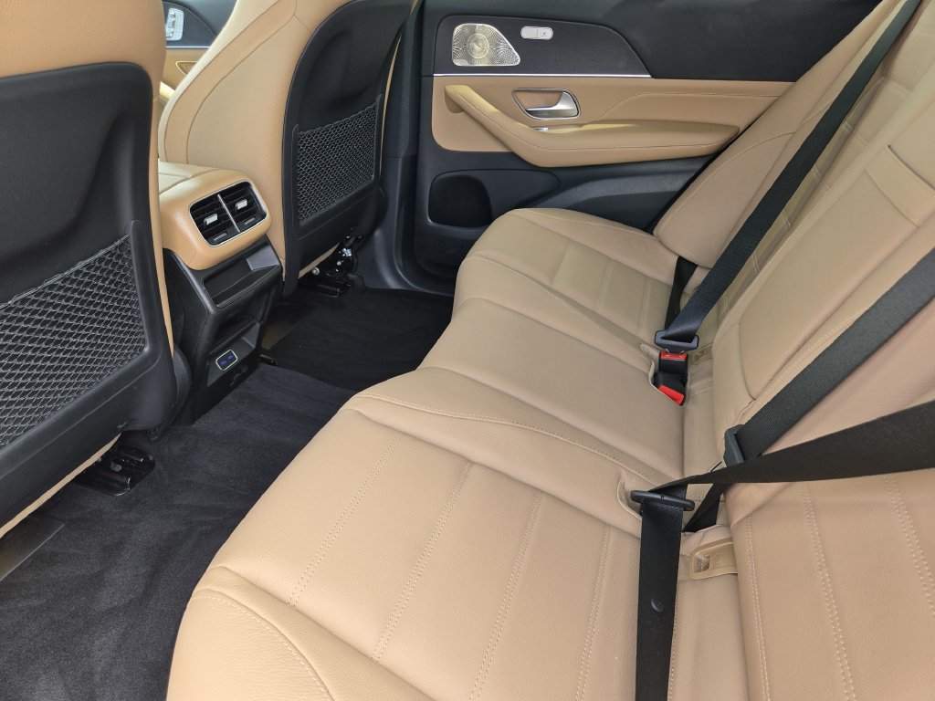 Used 2024 Mercedes-Benz GLE 350 4MATIC image 32