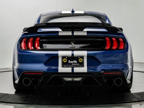 Used 2022 Ford Mustang Shelby GT500 w/ Technology Package image 12