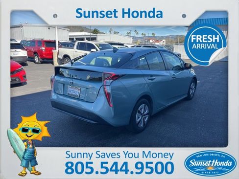 Used 2017 Toyota Prius Three w/ Carpet Mat Package image 9