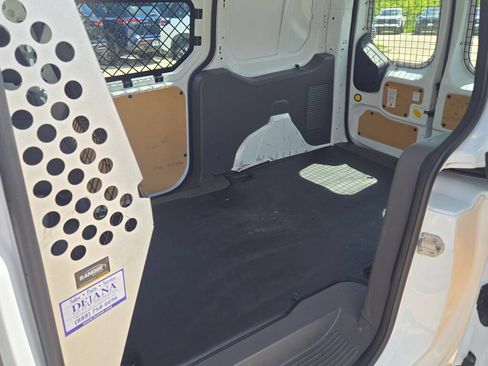 Used 2022 Ford Transit Connect XL FWD image 16