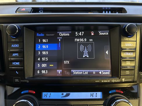 Used 2018 Toyota RAV4 Limited w/ Advanced Technology Package image 29