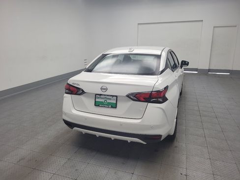 Used 2025 Nissan Versa SV w/ Trunk Package FWD image 7