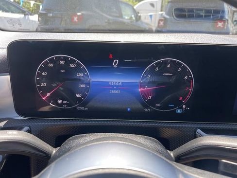 Used 2025 Mercedes-Benz CLA 250 4MATIC image 35