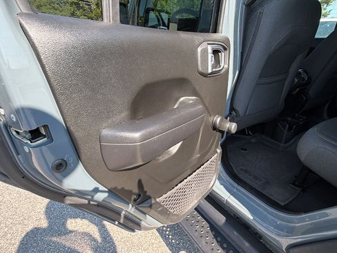 Used 2024 Jeep Wrangler Unlimited Sport AWD/4WD image 21