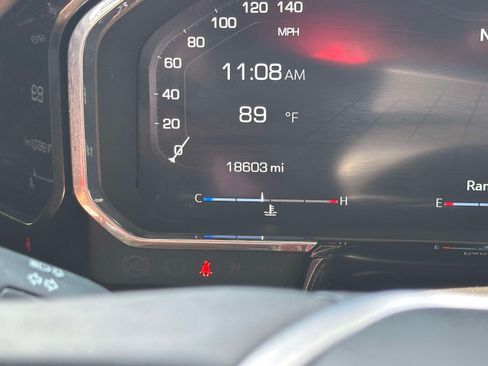 Used 2026 GMC Sierra 1500 SLT AWD/4WD image 27