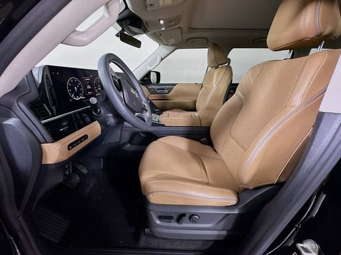 Used 2025 INFINITI QX80 Luxe image 24