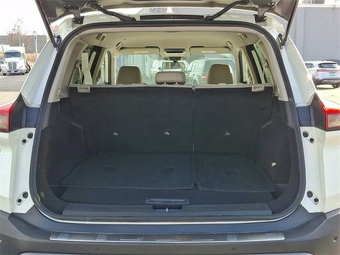 Used 2023 Nissan Rogue SV image 29