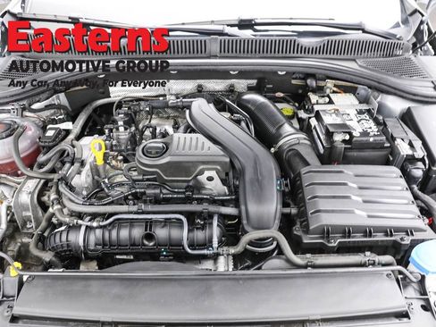 Used 2024 Volkswagen Jetta SE image 7