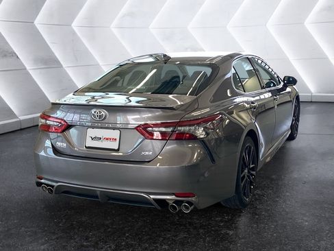 Used 2023 Toyota Camry XSE image 4