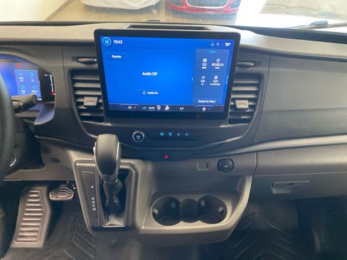 New 2026 Ford Transit 250 148 Medium Roof RWD image 21