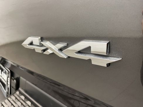 Certified 2020 RAM 1500 Laramie image 7