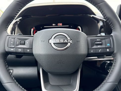 New 2026 Nissan Pathfinder SL w/ SL Premium Package AWD/4WD image 21