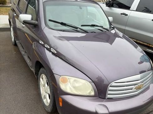 Used 2006 Chevrolet HHR LT image 1