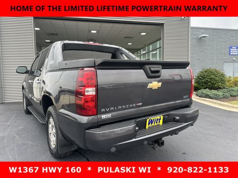Used 2010 Chevrolet Avalanche LT w/ Luxury Package AWD/4WD image 5