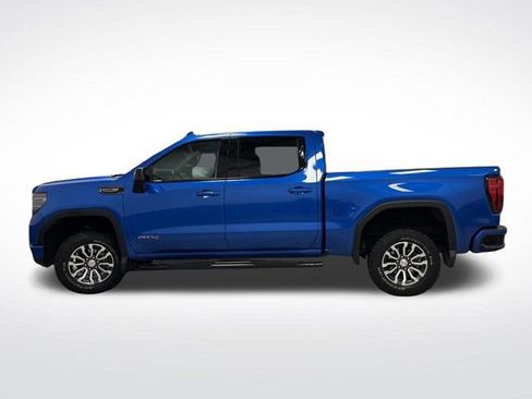 Used 2023 GMC Sierra 1500 AT4 w/ Technology Package image 12