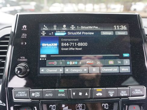 Used 2024 Honda Odyssey Sport image 11