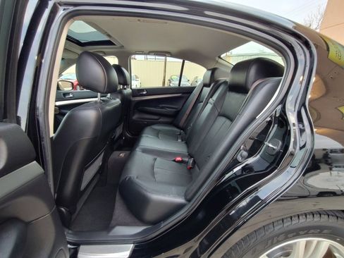 Used 2013 INFINITI G37 x w/ Premium Pkg image 31