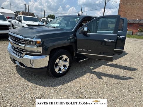 Used 2018 Chevrolet Silverado 1500 LTZ w/ Sport Package AWD/4WD image 28