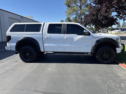 Used 2014 Ford F150 FX4 w/ Equipment Group 402A Luxury AWD/4WD image 14
