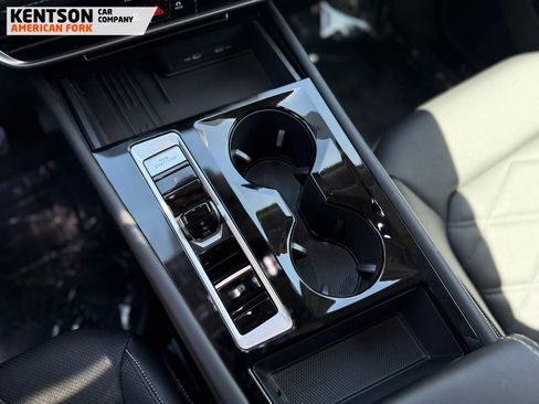 Used 2025 Volkswagen Atlas SE AWD/4WD image 26