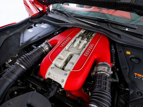 Used 2020 Ferrari 812 Superfast RWD image 66