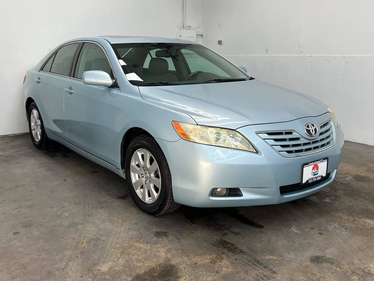 Used 2007 Toyota Camry XLE w/ Leather Pkg FWD image 5