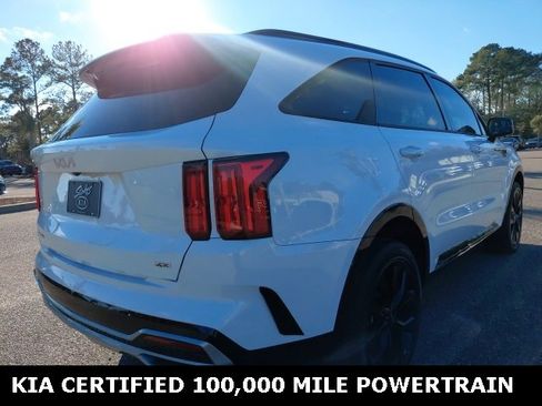 Certified 2023 Kia Sorento SX image 5