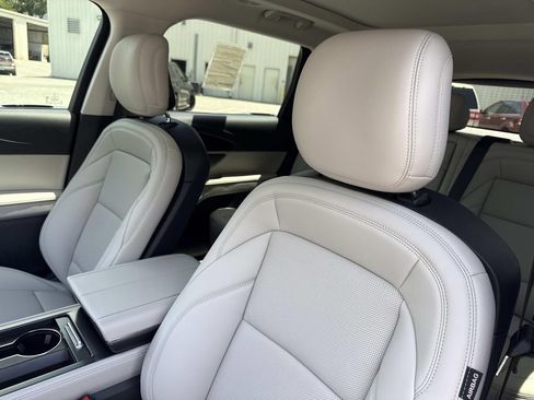 New 2026 Lincoln Nautilus Premier w/ Equipment Group 102A AWD/4WD image 21