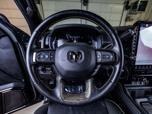 Used 2026 RAM 3500 Limited AWD/4WD image 18