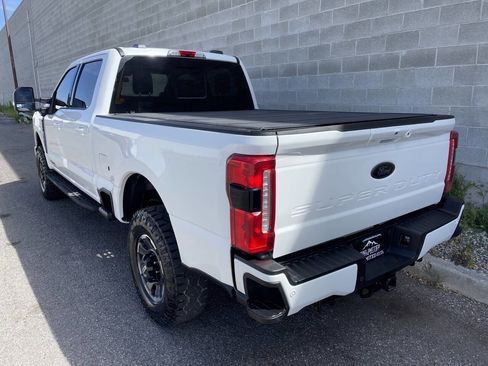 Used 2023 Ford F350 Lariat w/ Lariat Ultimate Package AWD/4WD image 7