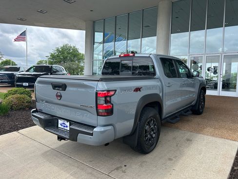Used 2022 Nissan Frontier PRO-4X w/ Pro-4X Premium Package AWD/4WD image 5
