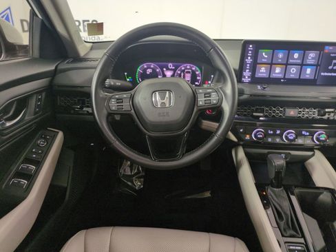 Used 2023 Honda Accord EX-L image 13