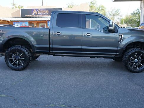 Used 2018 Ford F250 Platinum w/ Platinum Ultimate Package AWD/4WD image 2