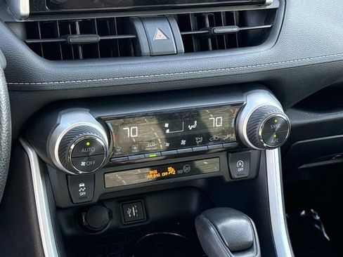 Used 2024 Toyota RAV4 XLE image 21