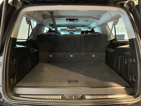 Used 2015 Chevrolet Suburban LTZ AWD/4WD image 36