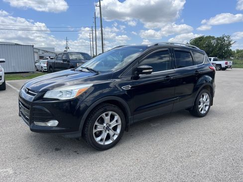 Used 2016 Ford Escape Titanium FWD image 4