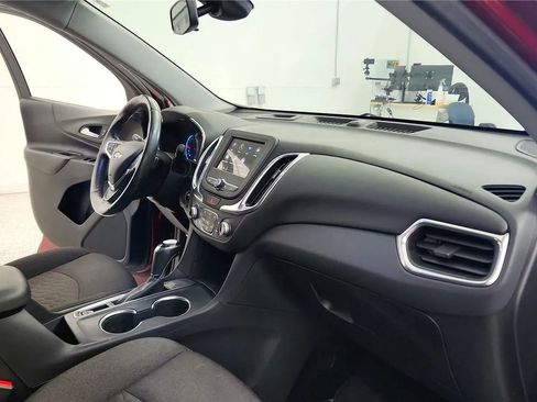 Used 2019 Chevrolet Equinox LT w/ Driver Convenience Package FWD image 36