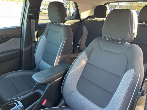 Used 2024 Chevrolet TrailBlazer LT AWD/4WD image 23