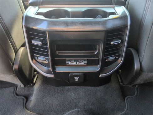 Used 2021 RAM 1500 Big Horn image 17