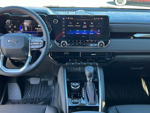 New 2026 Chevrolet Colorado Z71 w/ Technology Package AWD/4WD image 17