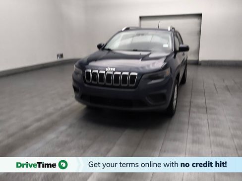 Used 2021 Jeep Cherokee Latitude FWD image 1