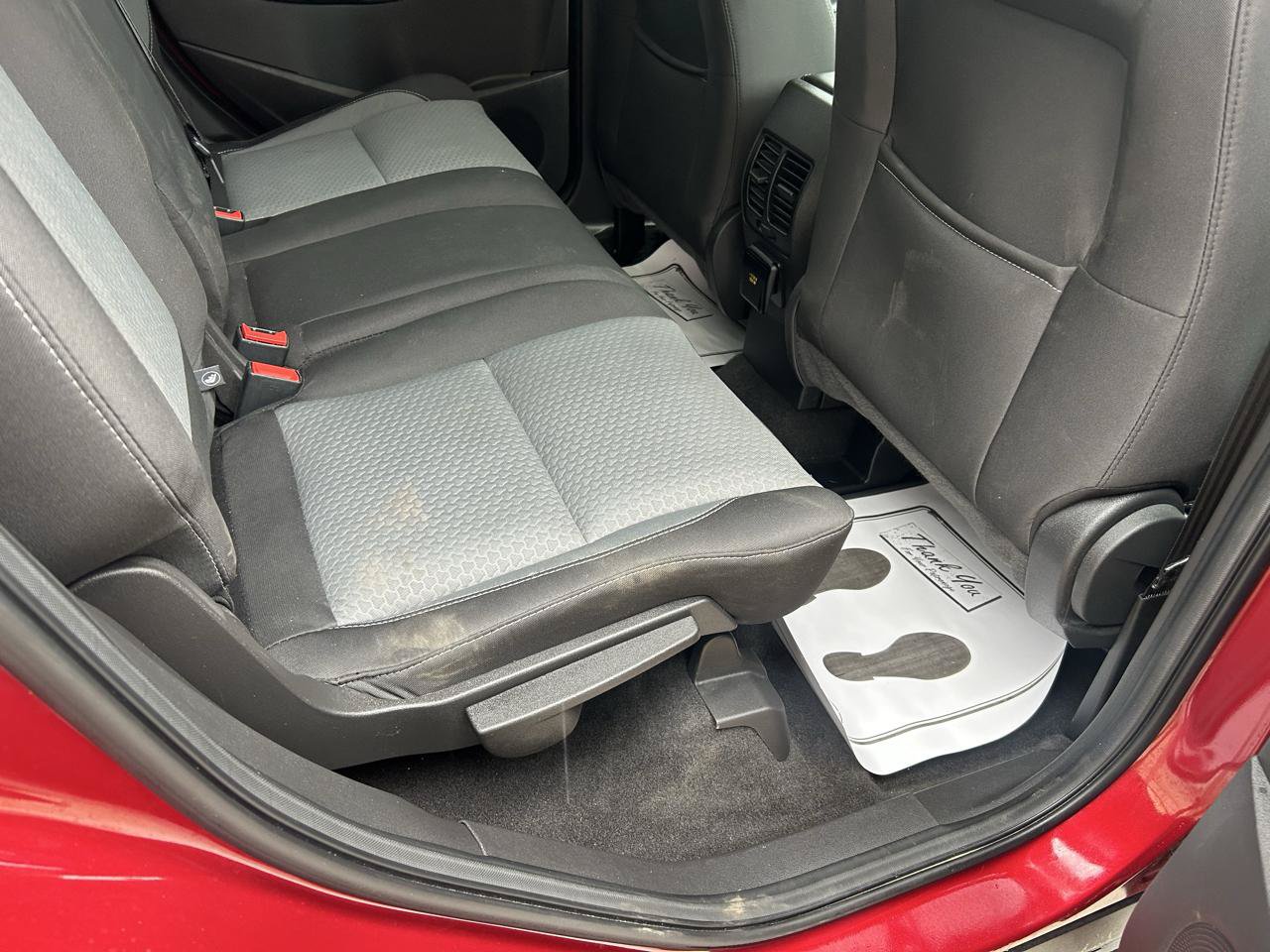 Used 2017 Ford Escape SE w/ Equipment Group 201A FWD image 11