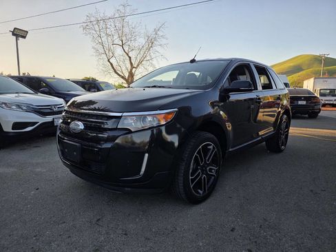 Used 2014 Ford Edge SEL w/ Equipment Group 205A image 2