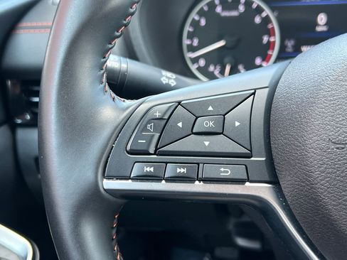 Used 2025 Nissan Sentra SR FWD image 22
